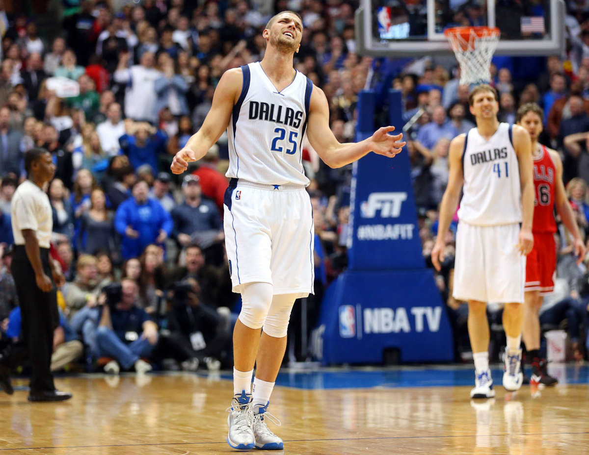 Chandler-Parsons-2015-0123-foul-face-react.jpg
